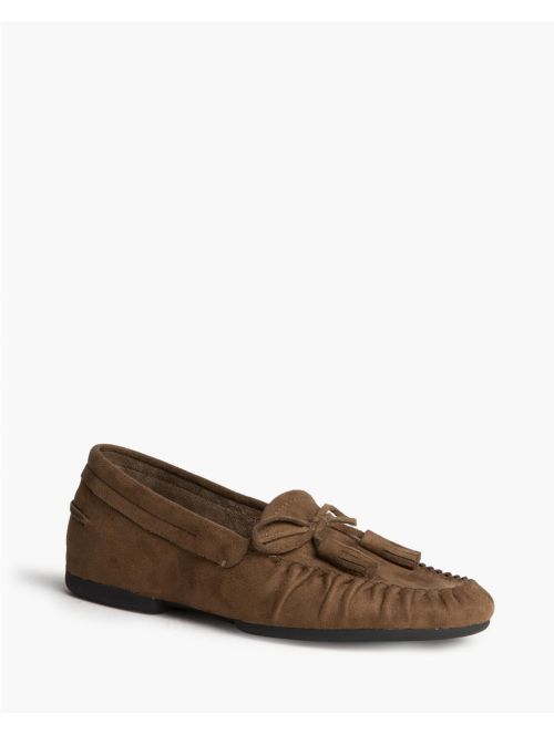 Mocasines Mujer Corina M6640 con Borlas
