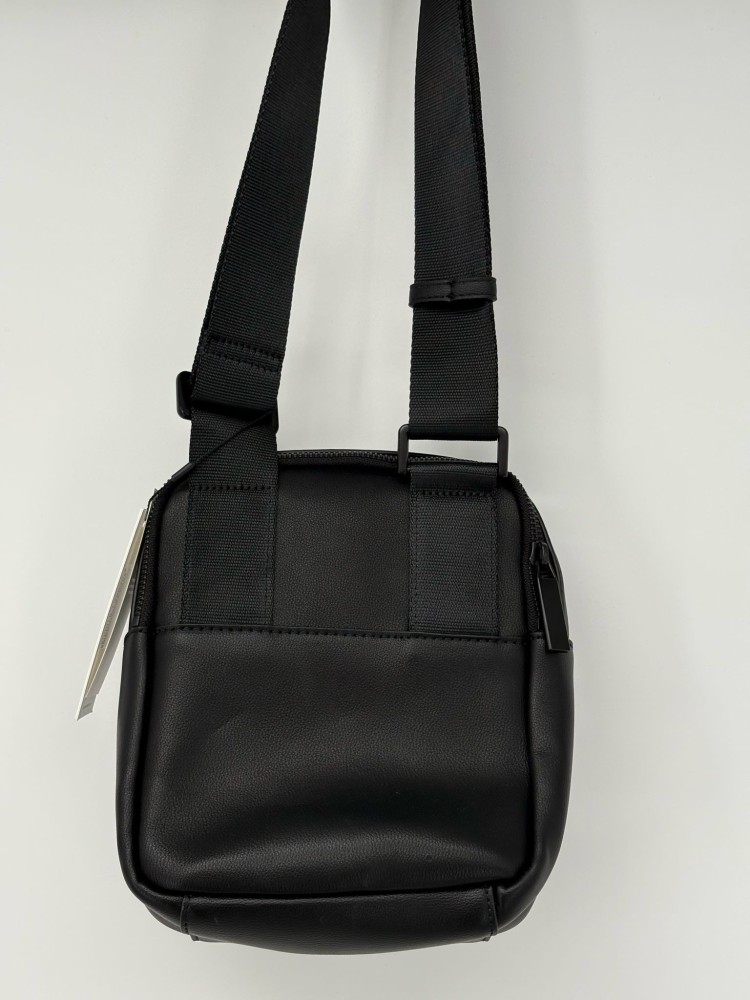 Riñonera Calvin Klein 2