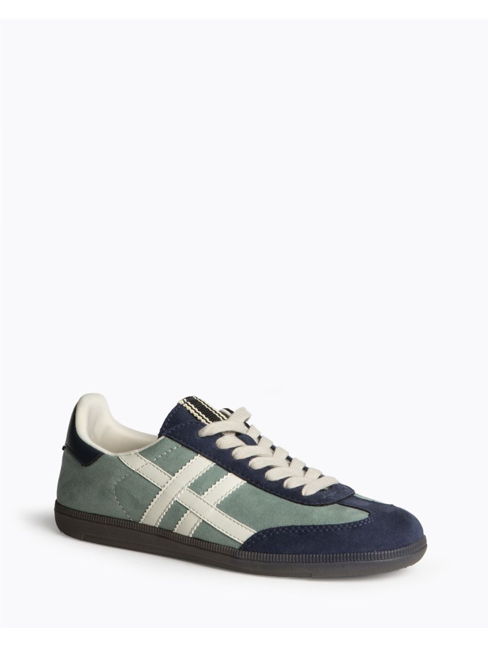 Sneakers Deportivos Mujer – Corina M5520 Retro y Confort