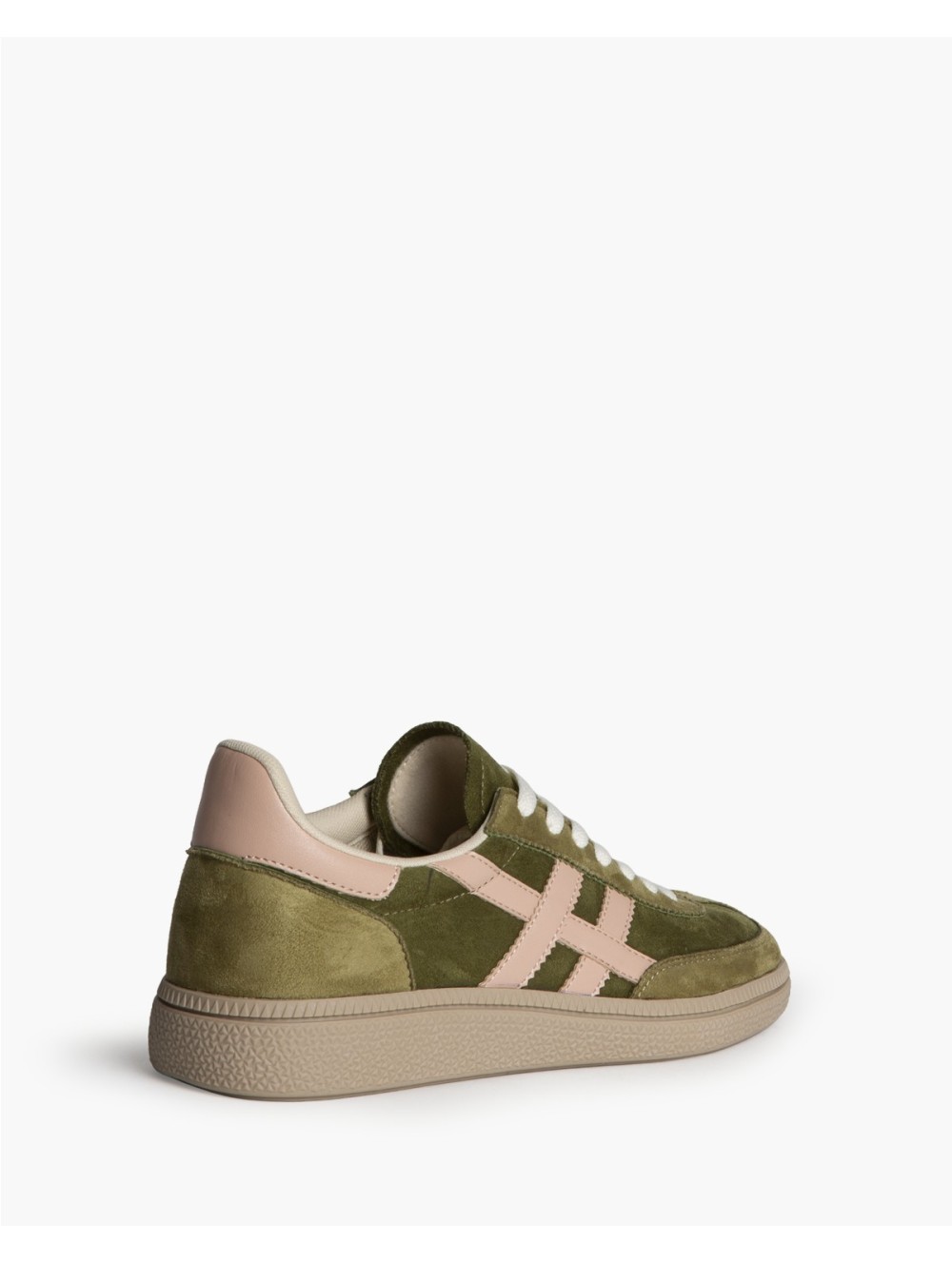 Corina M6045 sneakers retro cómodas y versátiles