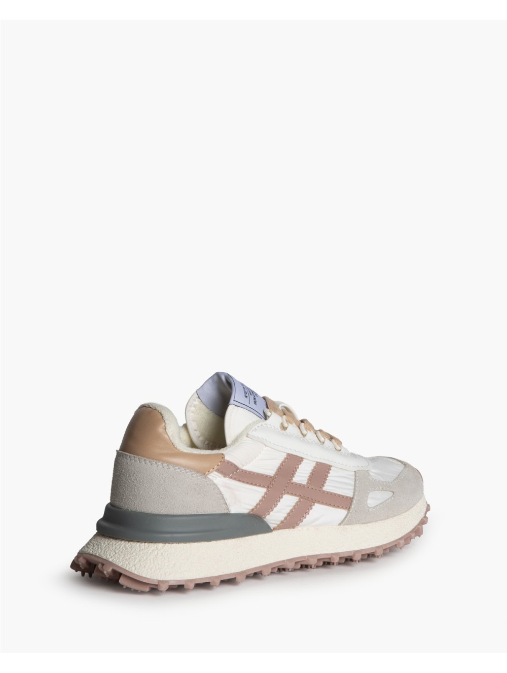 Corina M6065 sneakers retro cómodas para looks urbanos