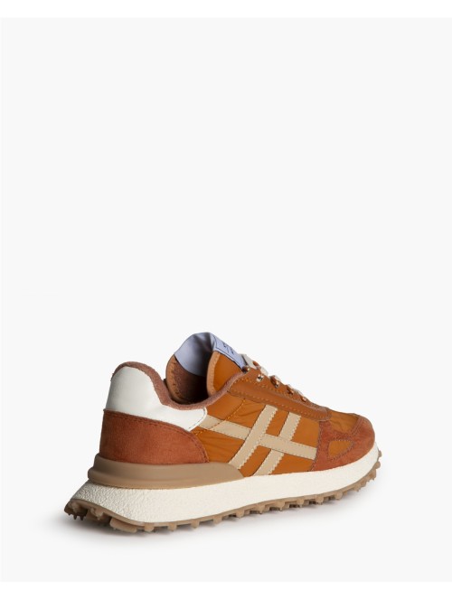 Corina M6065 sneakers retro cómodas para looks urbanos