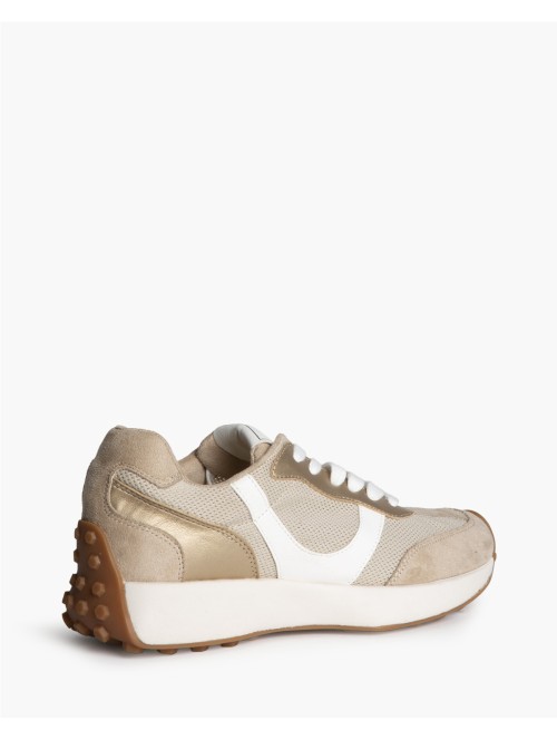 Zapatillas Corina M6070 con rejilla transpirable, suela dentada.