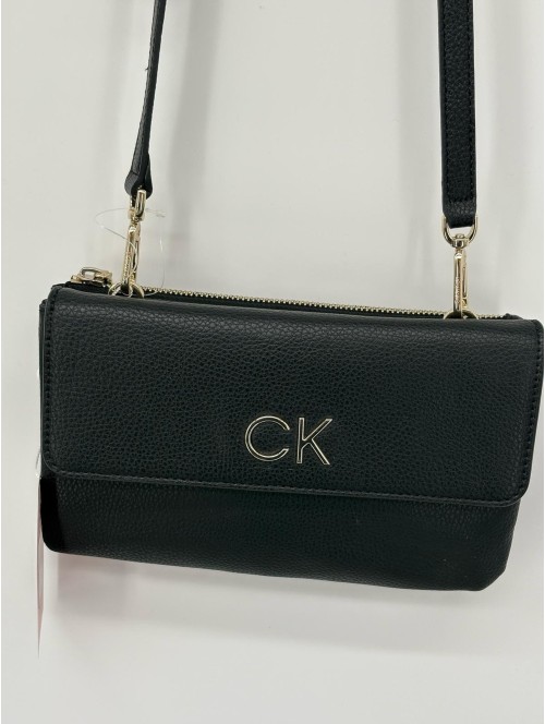 Bolso Calvin Klein de color negro para mujer