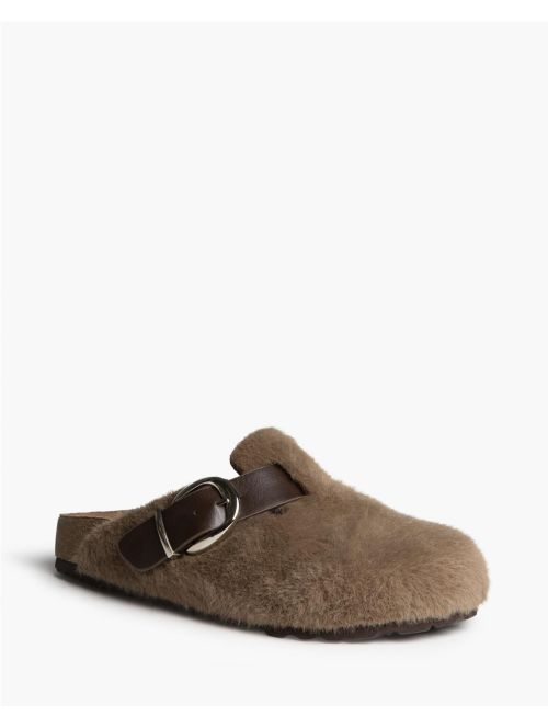 Mules Mujer Corina M6611 con Pelo y Hebilla